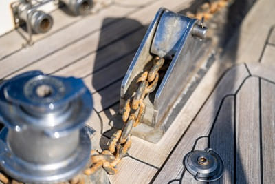 Marine hardware 